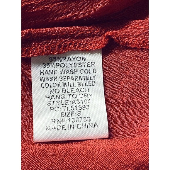 Umgee Womens Top size Small Red Floral Embroidered Boho Crepe Style Top - Picture 8 of 8